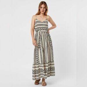 Vero Moda Sophiza Tiered Maxi Dress